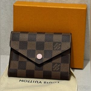 Louis Vuitton Victorine Wallet